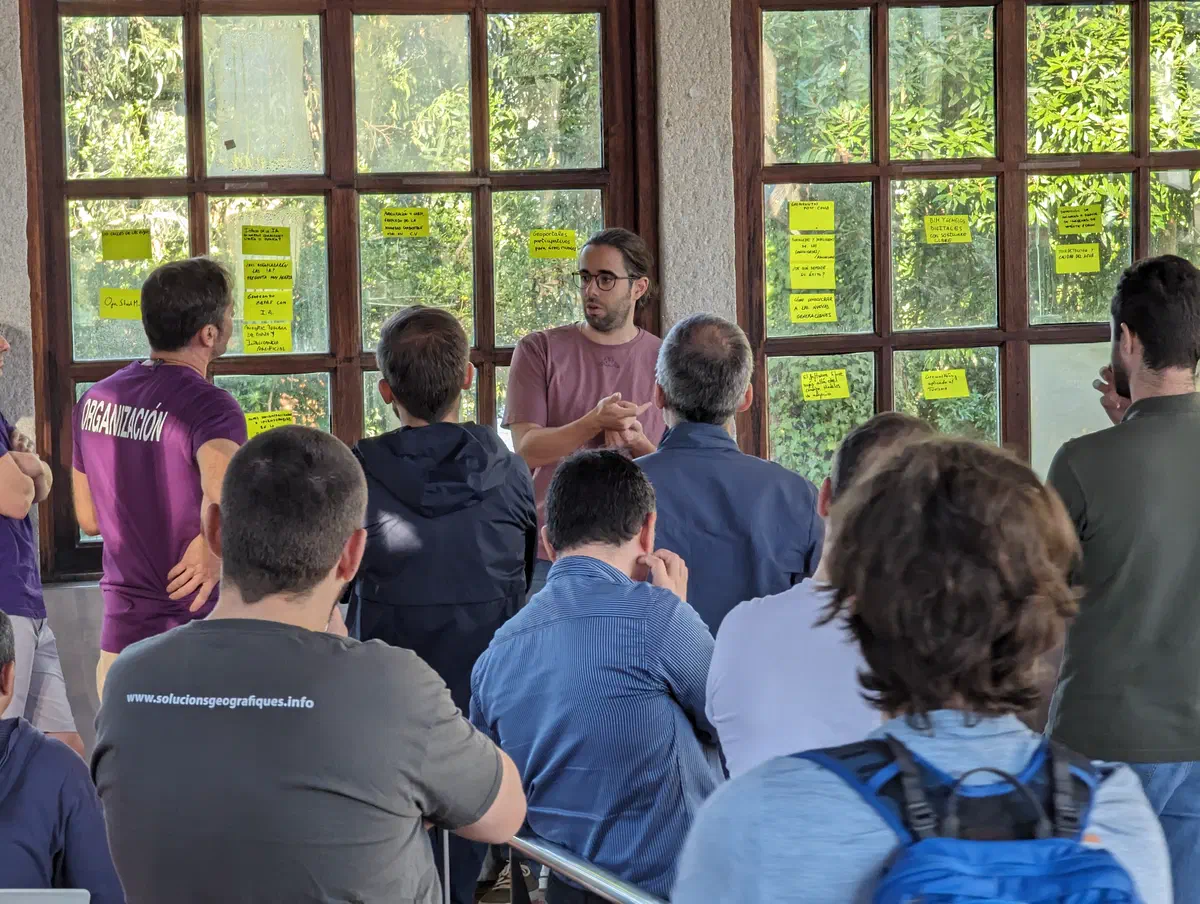 Participantes en la edición de GeoCamp celebrada en Illa de San Simón en 2023